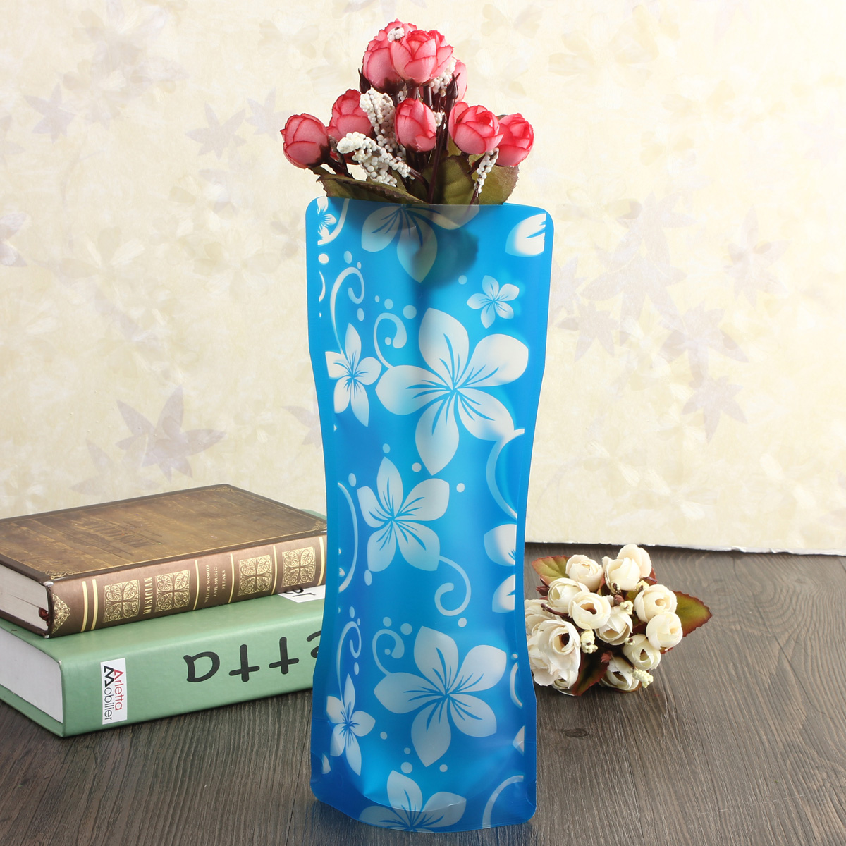 Plastic Unbreakable Flat Foldable Reusable Flower Vase (Blue) Lazada