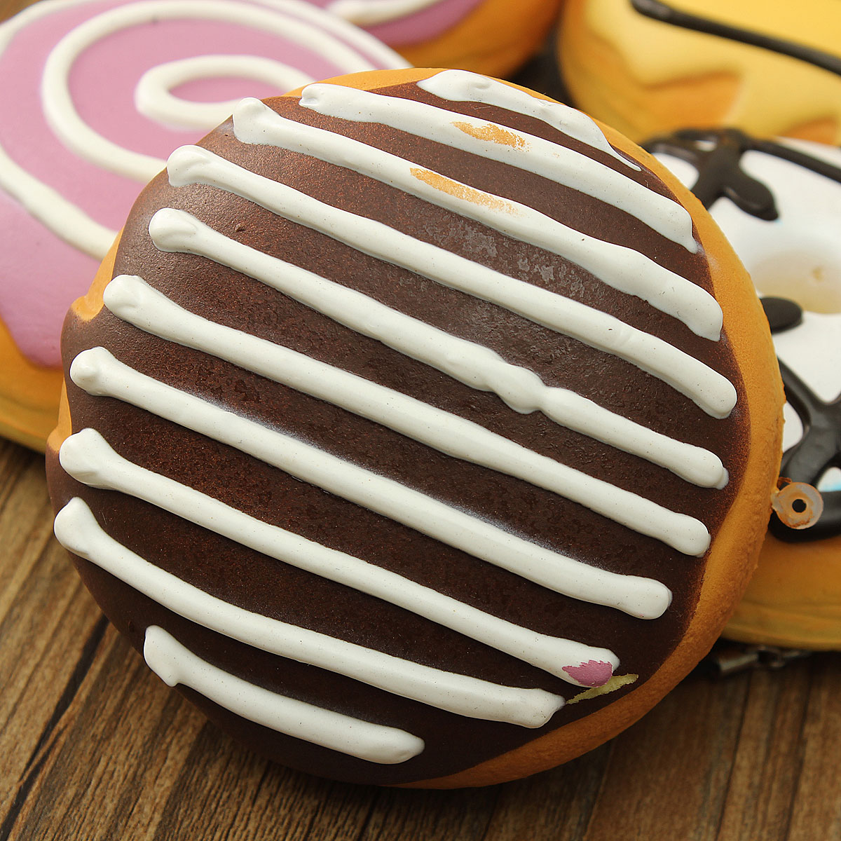 10CM Sweet Roll Kawaii Squishy Bread Soft Donut Keychain Bag Phone Charm Strap