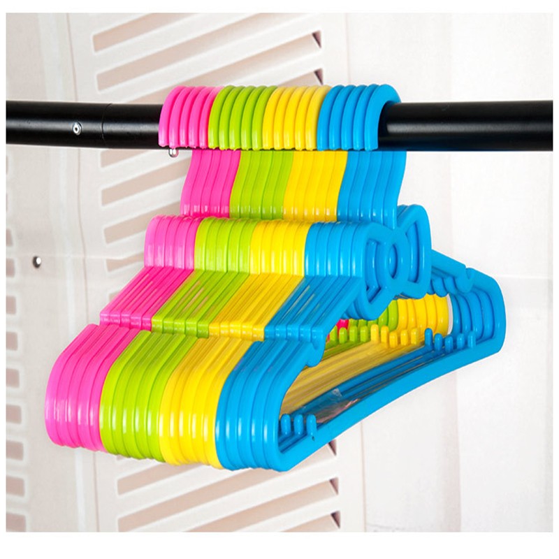 G-MOTIONS Cintre Porte-Manteaux pour v/êtements gain de place lot de 3 Vert