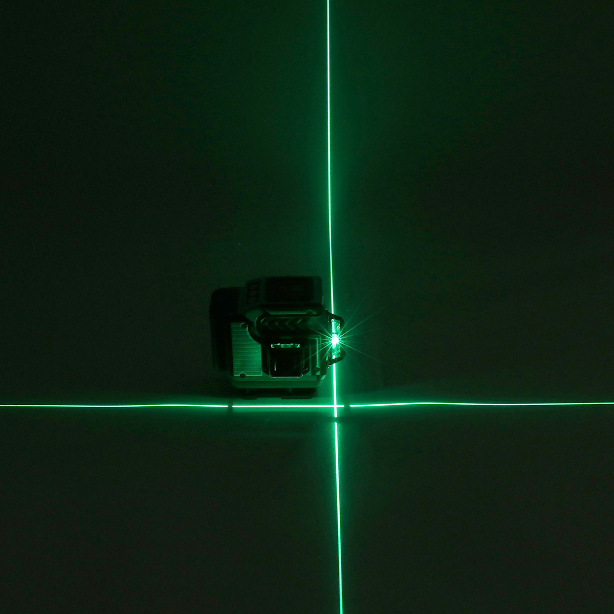 MUSTOOL 12 Line 360°Horizontal Vertical Cross 3D Green Light Laser Level Self-Leveling Measure with 2 batteries EU Plug