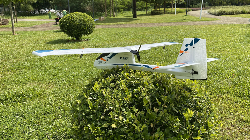 ESKY Goose 1100mm Wingspan EPO FPV RC Airplane Fixed Wing PNP with Flight Controller