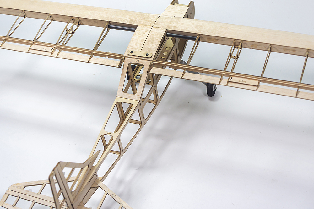 Dancing Wing Hobby T05 Vogee-08 820mm Wingspan Balsa Wood RC Aeroplane Trainer KIT/ KIT+Power Combo