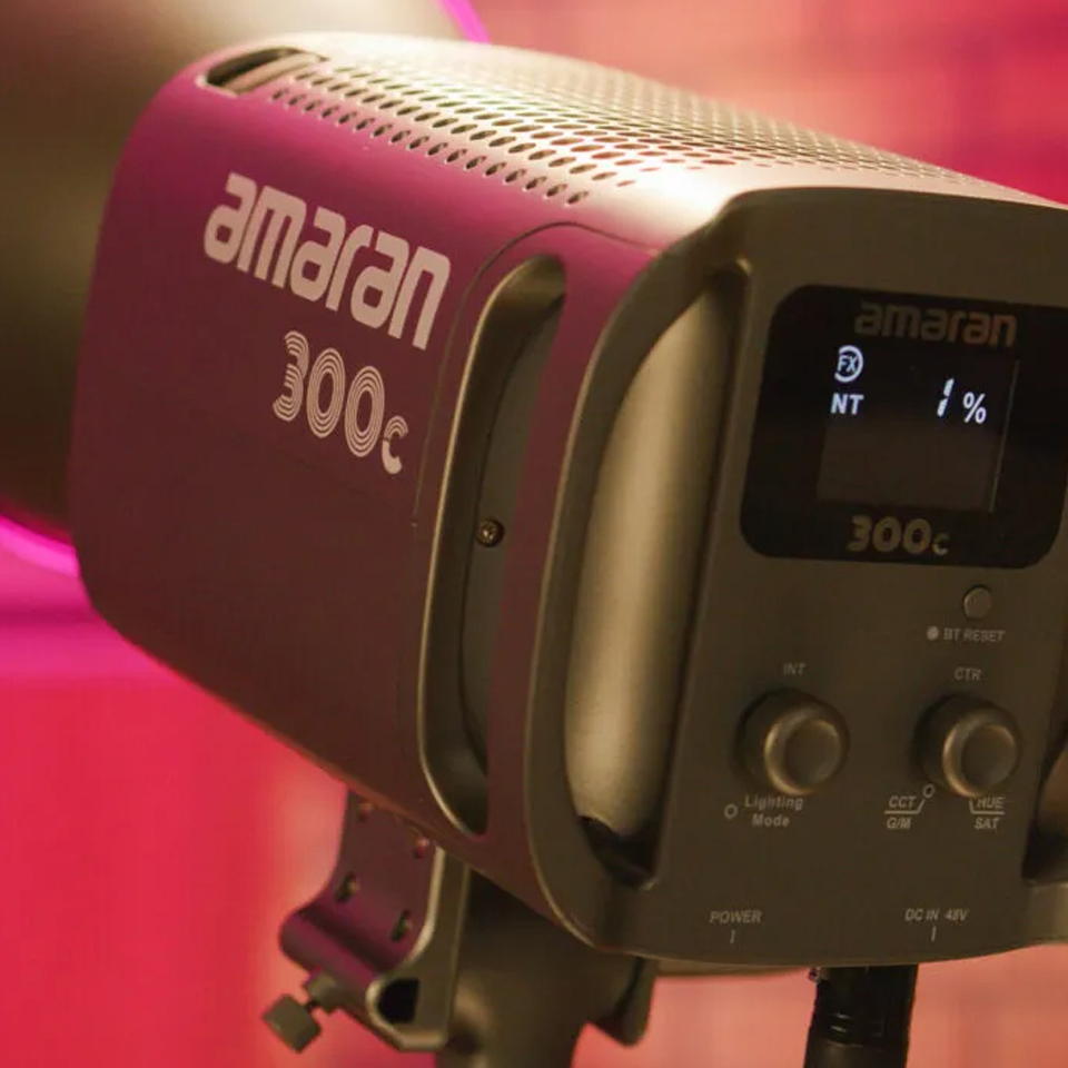 Aputure Amaran 300c 300W RGBww フルカラー 2500-7500K COB ビデオ
