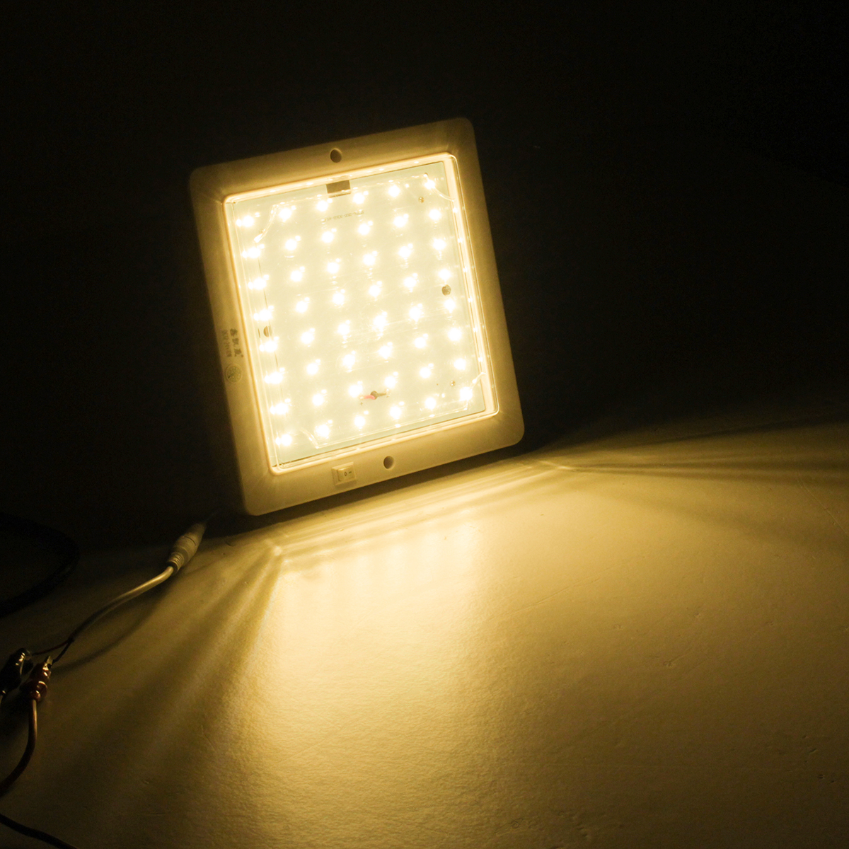 Plafonnier LED SANEL STA12WW34AAB Neuf Pour Voiture - Lampe D'habitacle à LED, éclairage Blanc